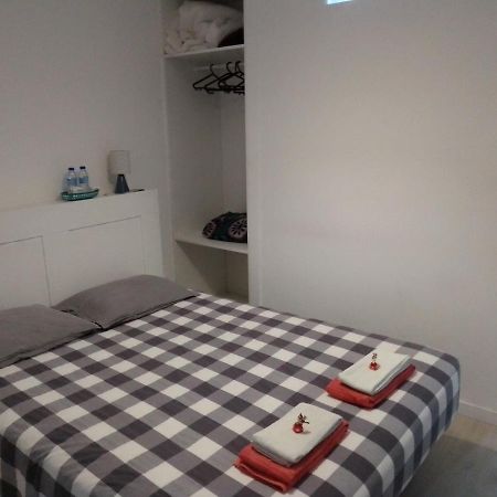 Guesthouse Marialva Park Corroios Esterno foto