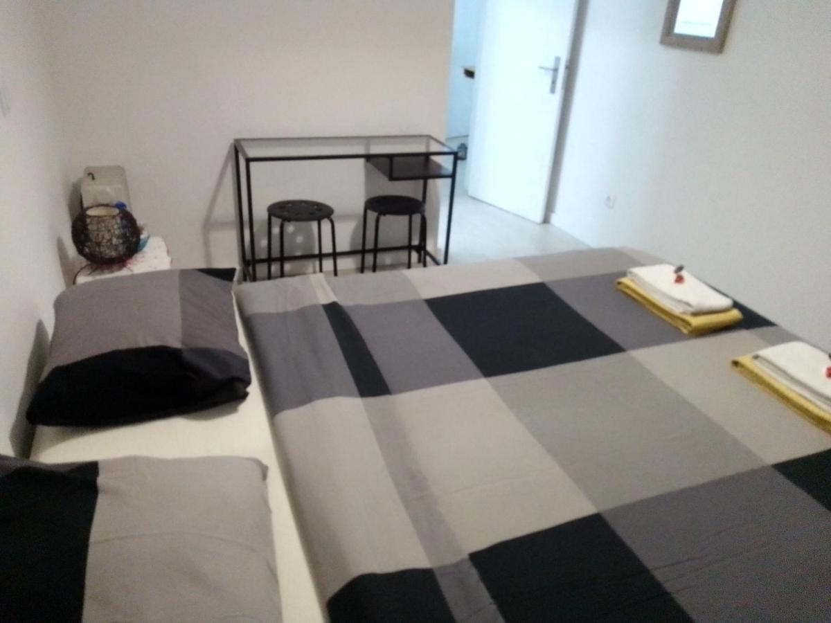 Guesthouse Marialva Park Corroios Esterno foto